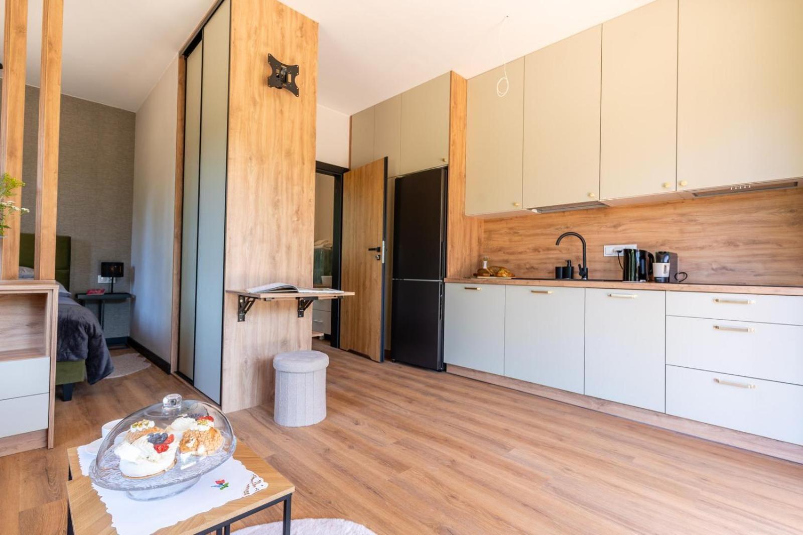 Zielona Zaba Derc Exterior foto